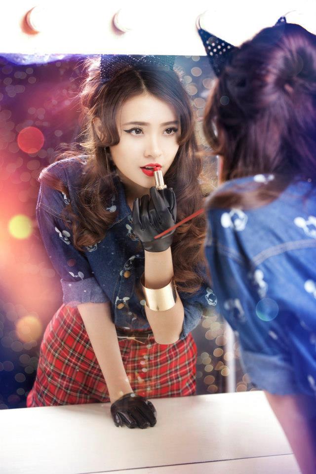 女人脱精光让男人爽个够